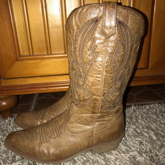 Coconuts by Matisse Shoes - Cowboy Boots